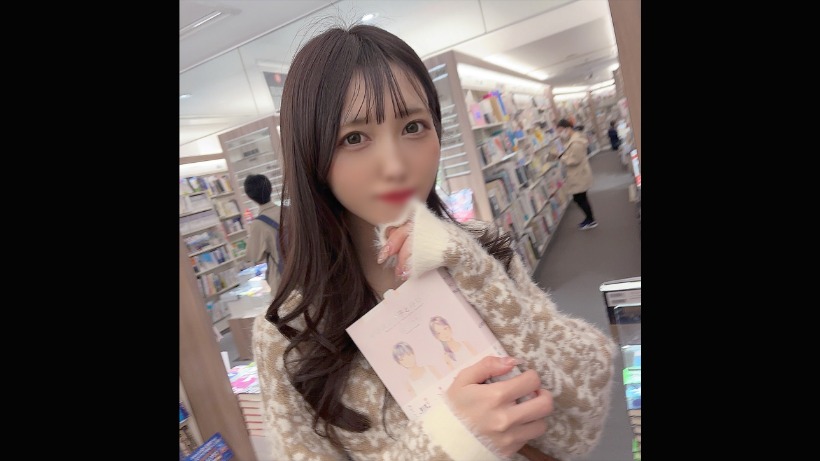 FC精品无码PPV_顔出し色白美脚の美人元看護士の歪んだ性癖